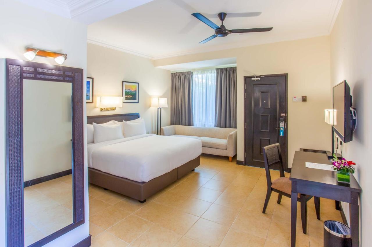 คามาร์ รีสอร์ต ลังกาวี Hotel ปันไตเจอนัง ภายนอก รูปภาพ